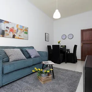 Central San Lorenzo Apartamento Roma